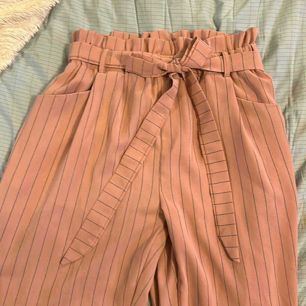 Women’s M Polagram Gingham belted pant